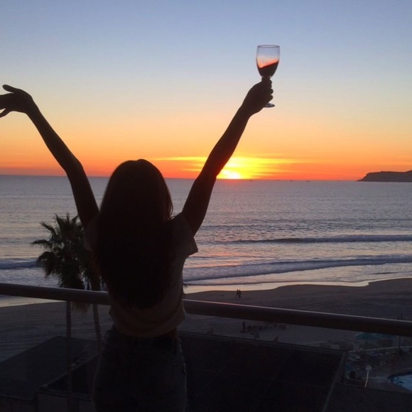 Meet Your Posher! - Picture 12 of 12